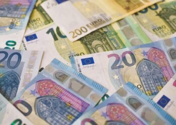 impacts of cryptocurrency in future?